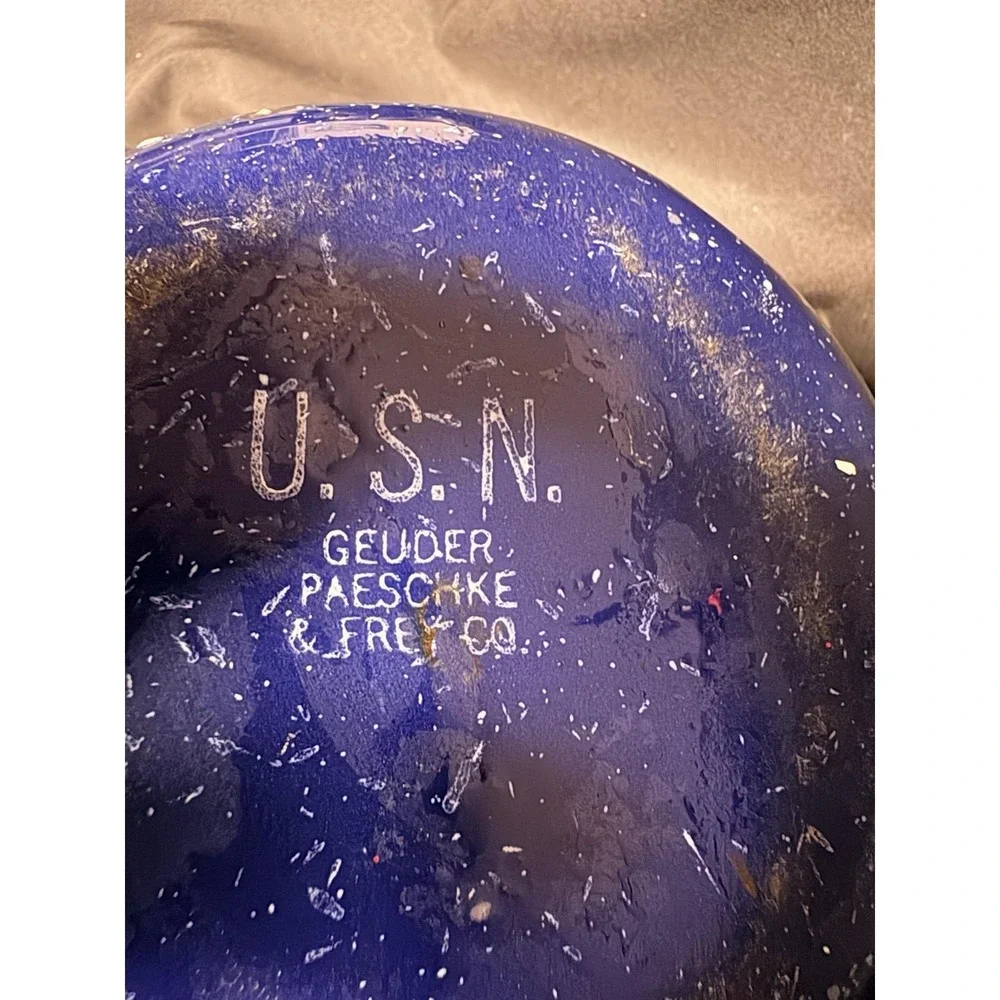 WWII USN Geuder Paeschke & Frey Co Blue Enamel Graniteware Pitcher 5 QT - Picture 8 of 9